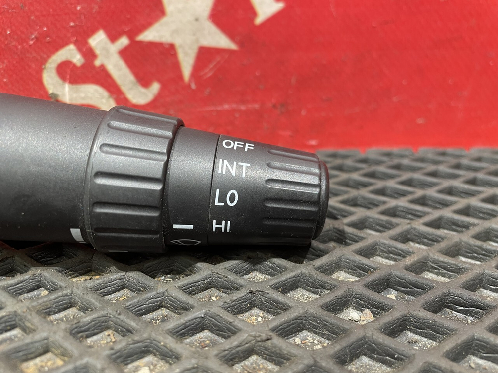 Переключатель подрулевой правый 2024г