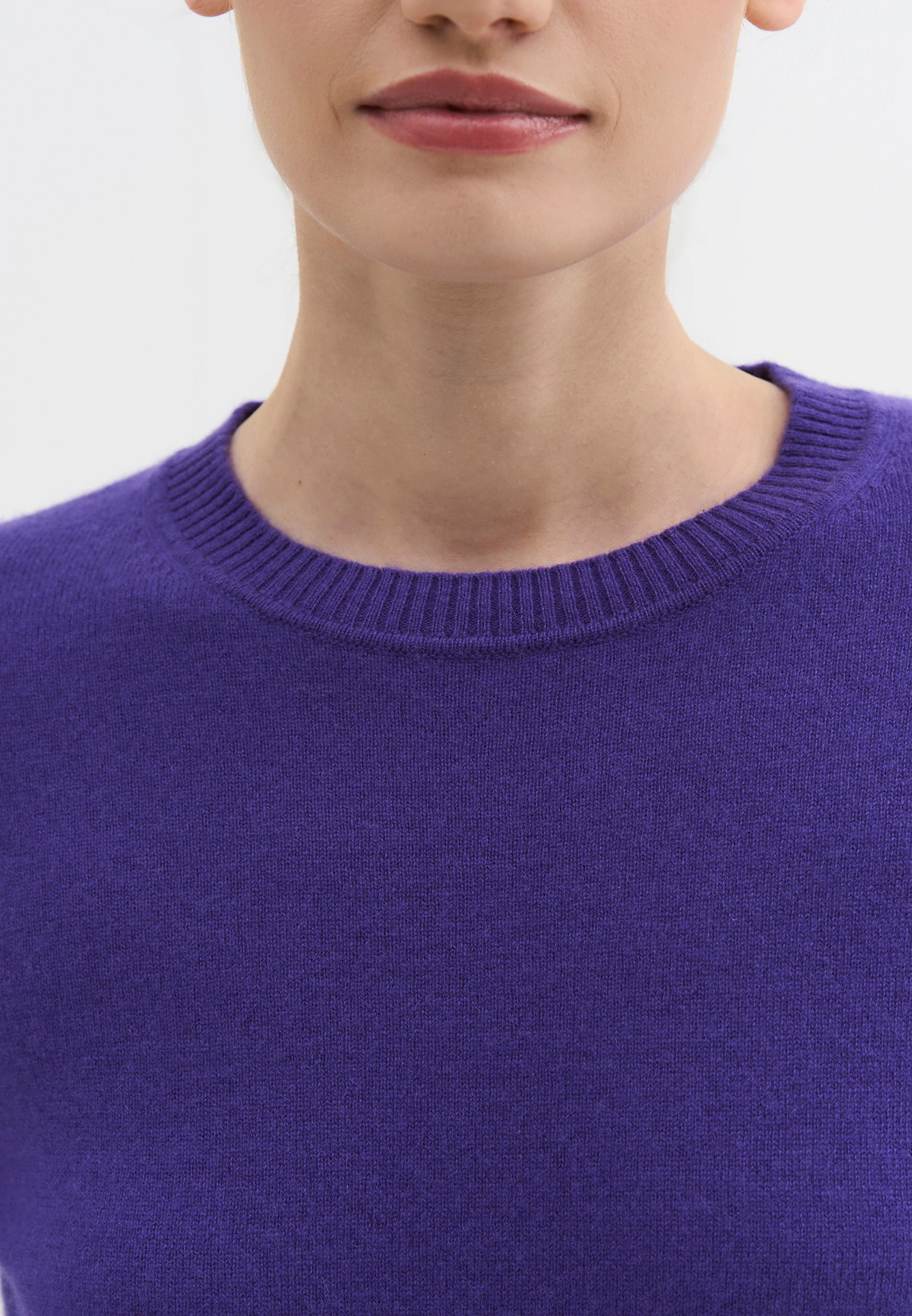 Кашемировый пуловер