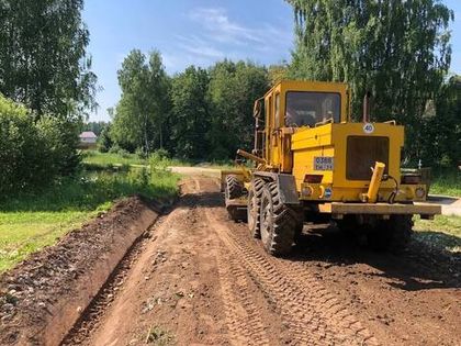 Грейдеровка дорог подошла к территории «Романовского Парка»