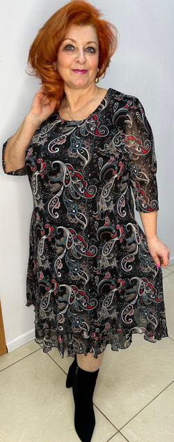 Трикотажное цветное платье