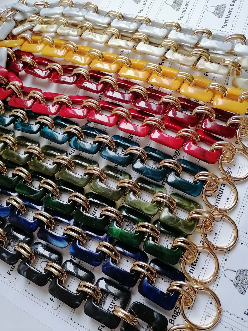 Цепь для сумки акриловая