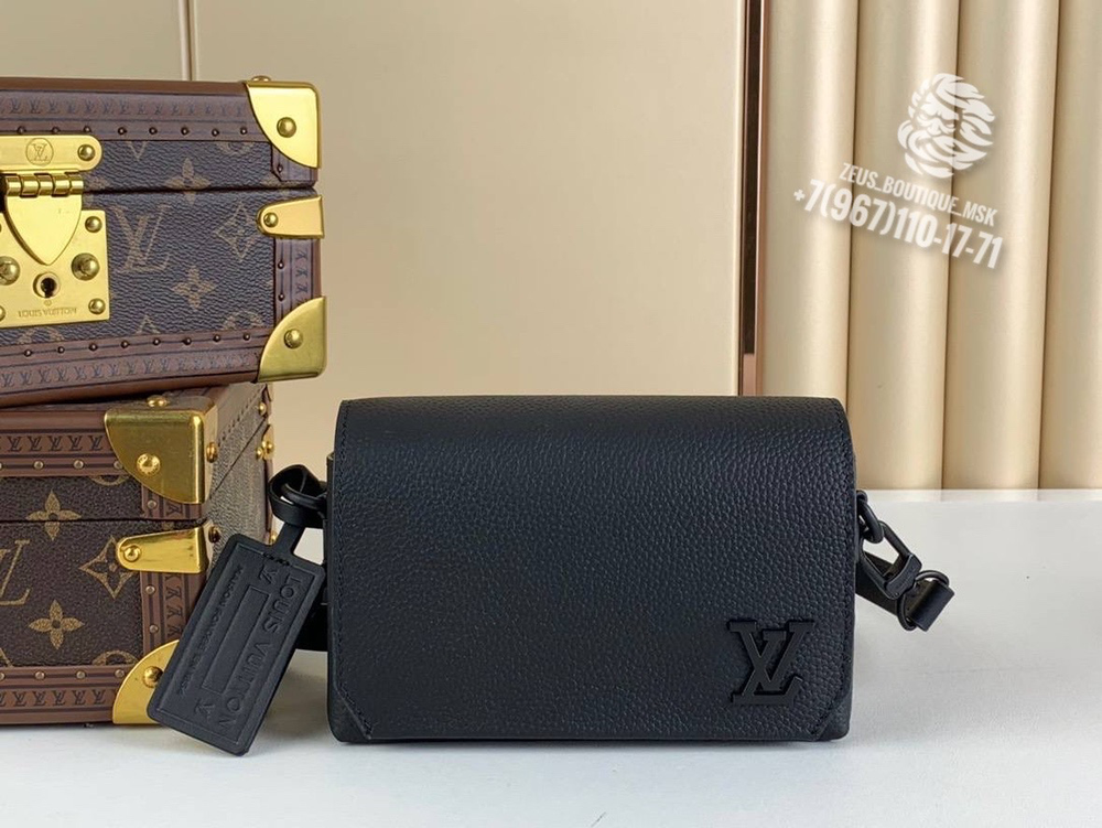 Сумка через плечо/мессенджер Louis Vuitton Fastline Wearable