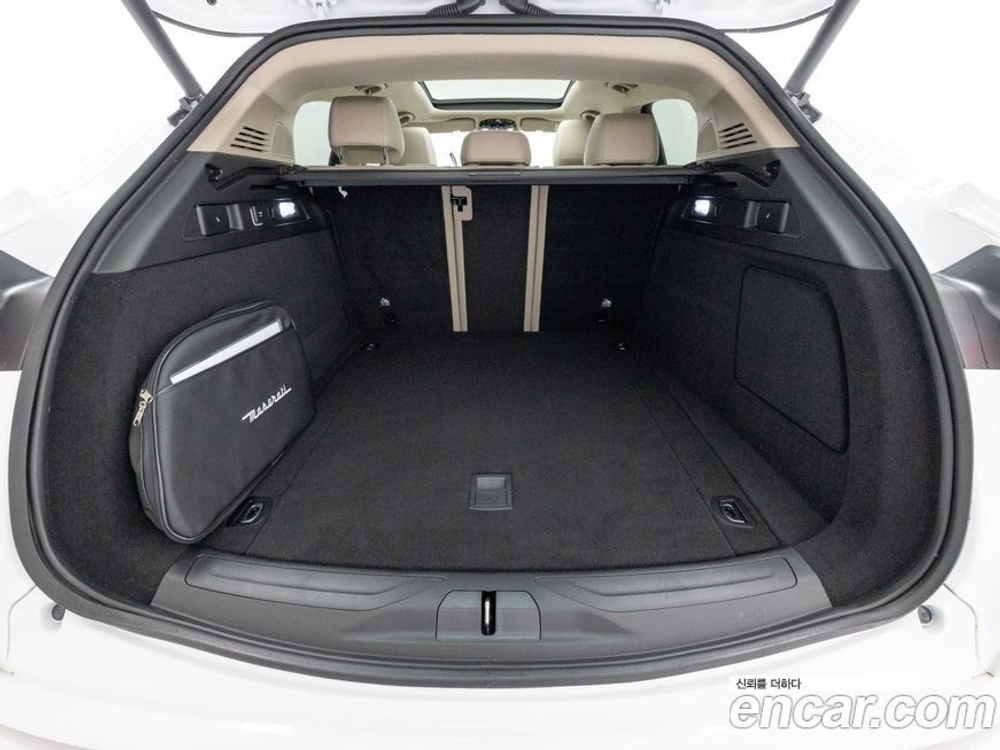 Maserati Grecale 2.0 AWD GT 타입 P (05.2023)