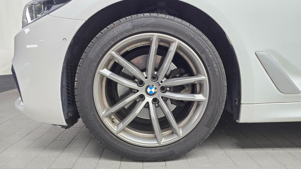 BMW 5 серии (G30) 520d xDrive M Sport Plus