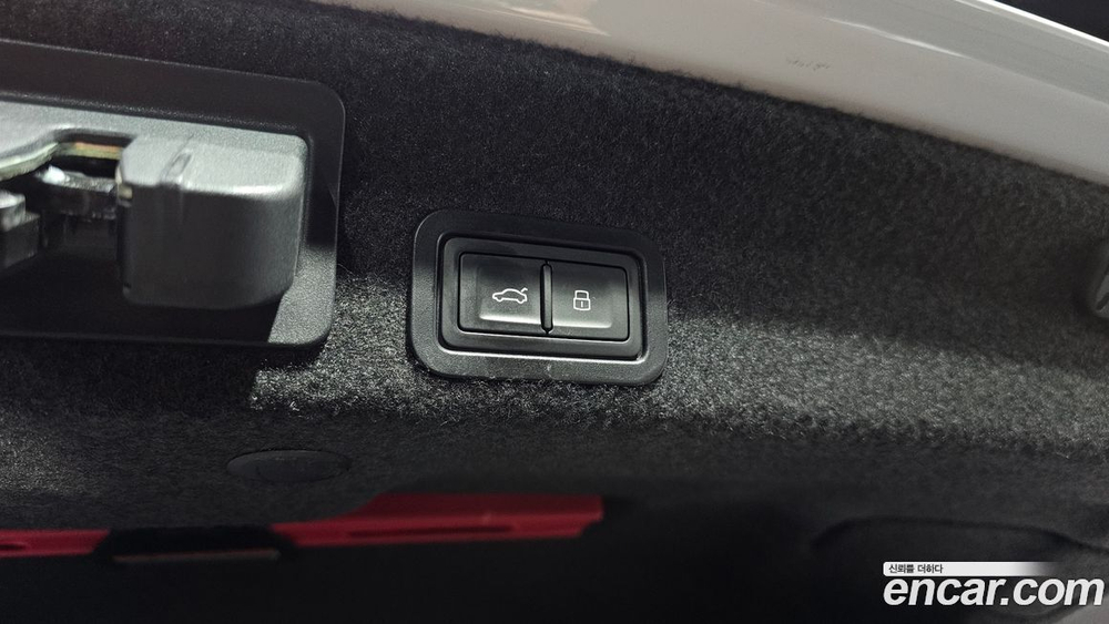 Audi A6 (C8) 45 TFSI Quattro Premium (03.2020)