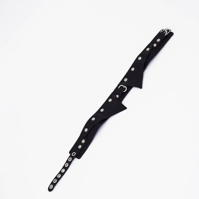 Черный однослойный кожаный ошейник с имитацией воротничка