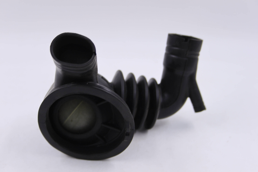 Патрубок 5550000024 сливной стиральной машины Bosch