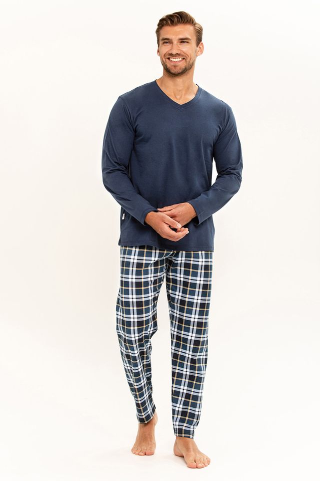 Мужская пижама с однотонным лонгсливом 25W Darren