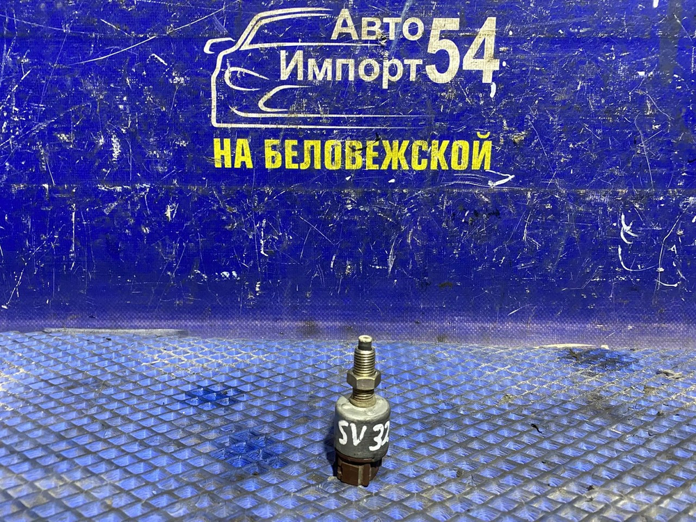 Датчик педали тормоза TOYOTA CAMRY 1993