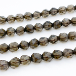 Дымчатый кварц крупной огранки, размер около 5,8-6 мм, цена за 15-16 шт (1/4 нити)