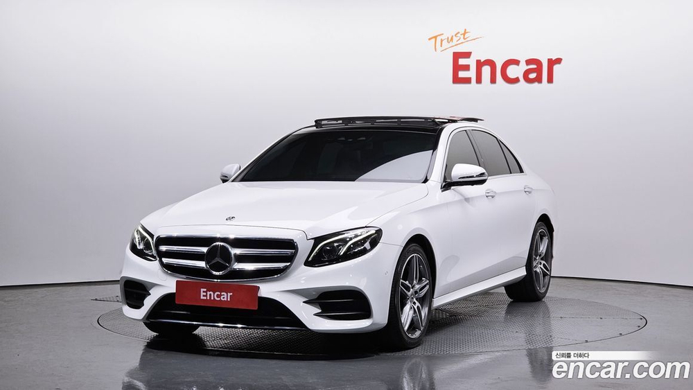 Mercedes-Benz E-Class W213 E300 4MATIC AMG Line (02.2020)