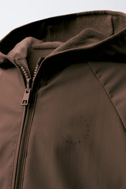 ZARA ДВУСТОРОННЯЯ КУРТКА ИЗ ПОЛАРФЛИСА, КОРИЧНЕВЫЙ