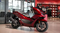 Скутер Honda PCX125 красный