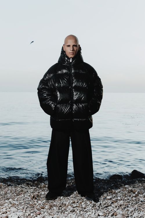 Пуховик Issaya Segment 2.0 Daze Ripstop черный