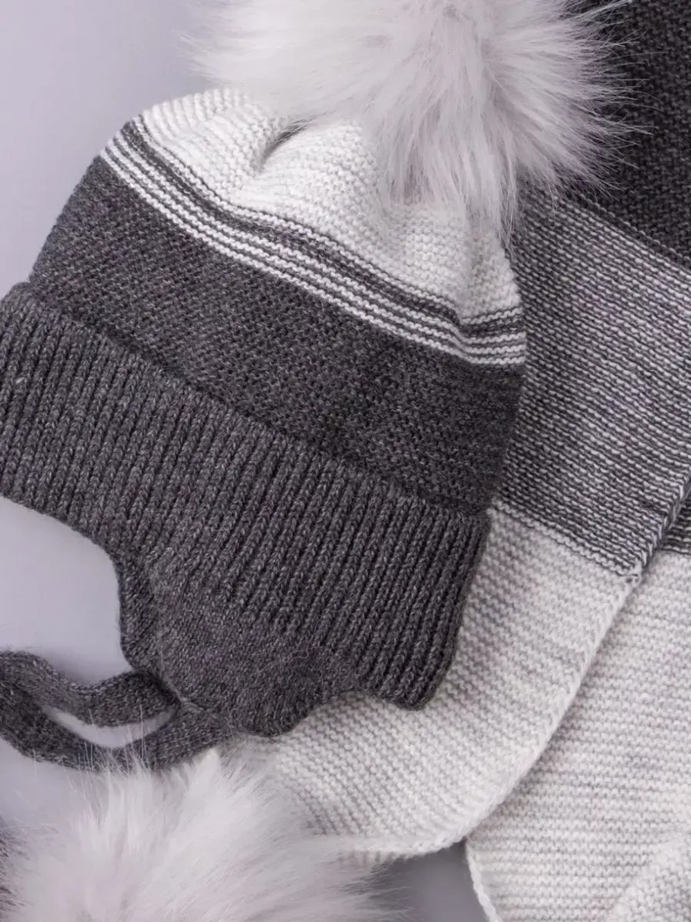 Шапка детская зимняя вязаная и шарф