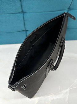 Портфель Louis Vuitton