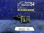 Замок двери передней правой NISSAN CEFIRO 1994