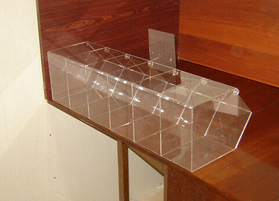 Диспенсер витрина для конфет мармеладов снеков орехов 6 ячеек