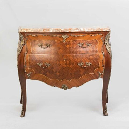 Комод в стиле Людовика XV