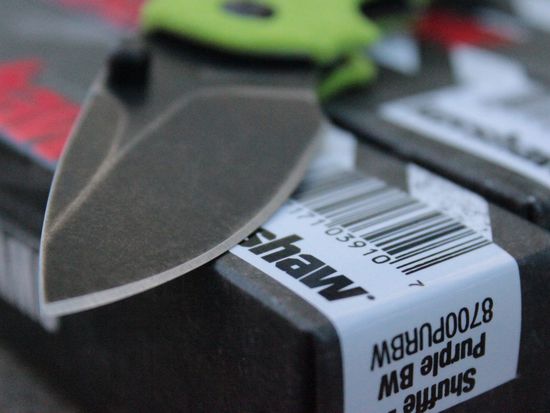 Складной нож KERSHAW Shuffle 8700LIMEBW c клинком из стали 8Cr13MoV, рукоять GRN