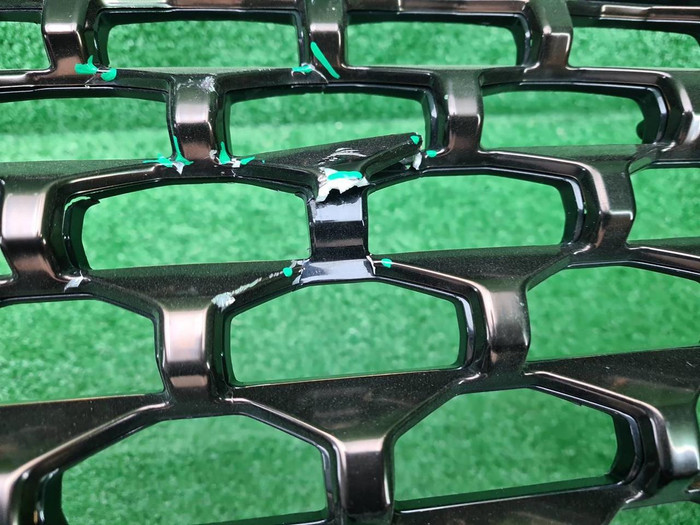 Решетка радиатора Hyundai Staria (2021-н.в.)