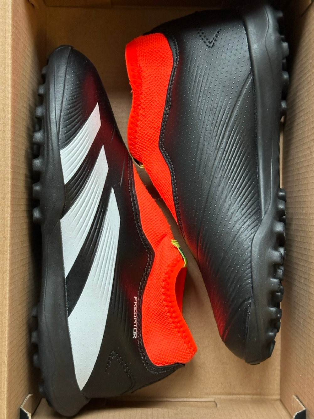 Adidas futsal predator discount