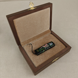 Флешка USB в футляре с ручной росписью "Ирисы"