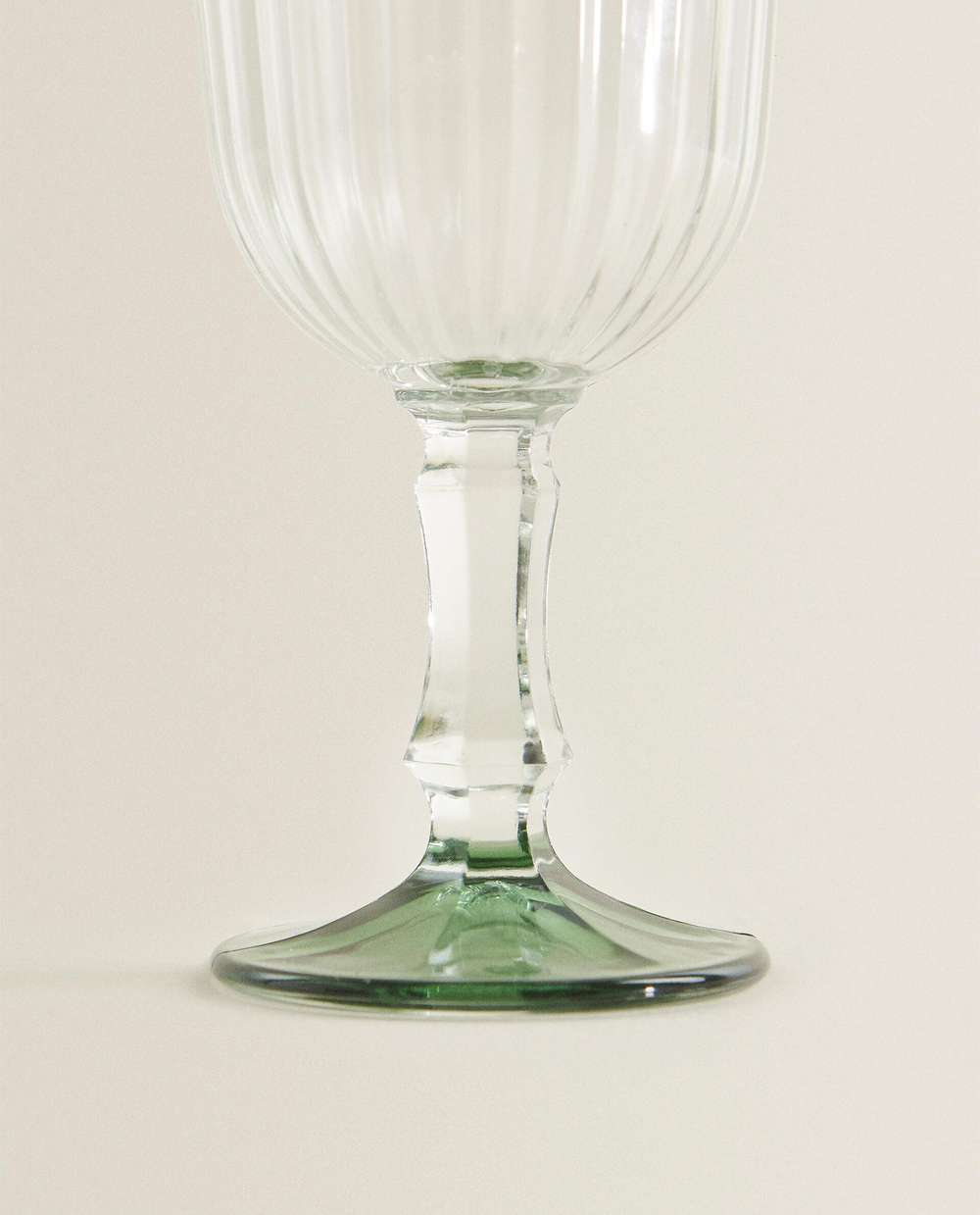 Zara Home бокал из стекла, цвет зелёный, 15.9 см