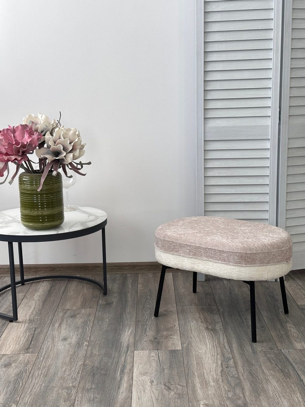 Кресло М-City DISAUR Сион (Sion) 3018-01 Белый, 3018-10 Бежевый, Шенилл, Черный каркас