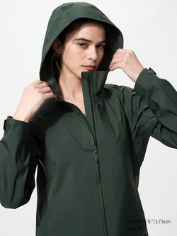 UNIQLO Парка BLOCKTECH, зеленый