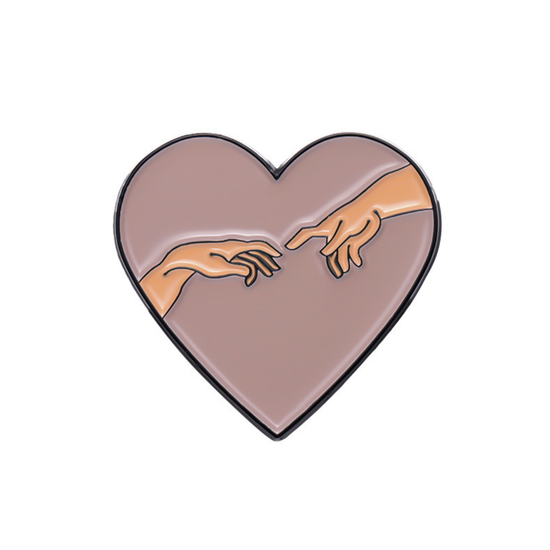 Значок металлический Сотворение Адама. В сердце, р-р 2,8х3см