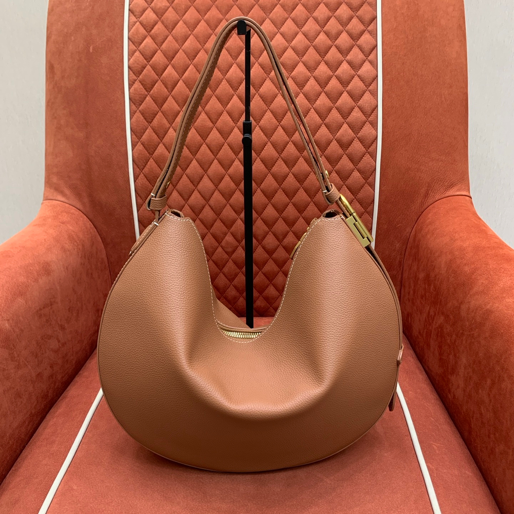 Louis Vuitton Low Key Cookie MM