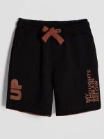 Спортивные шорты для мальчика на лето