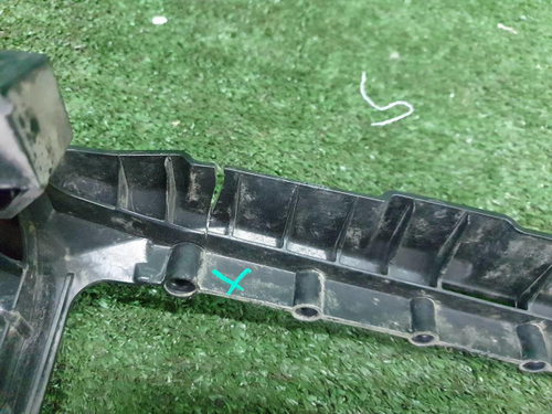 Воздуховод радиатора BMW 4er G22 (2020-н.в.)