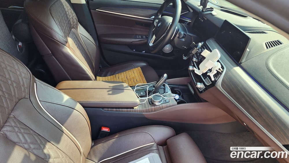 BMW 5 Series (G30) 520d Luxury Plus (03.2020)