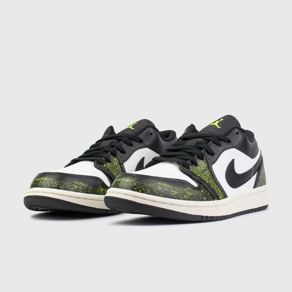 Кроссовки Nike Air Jordan 1 Low Wh. / Black / Green