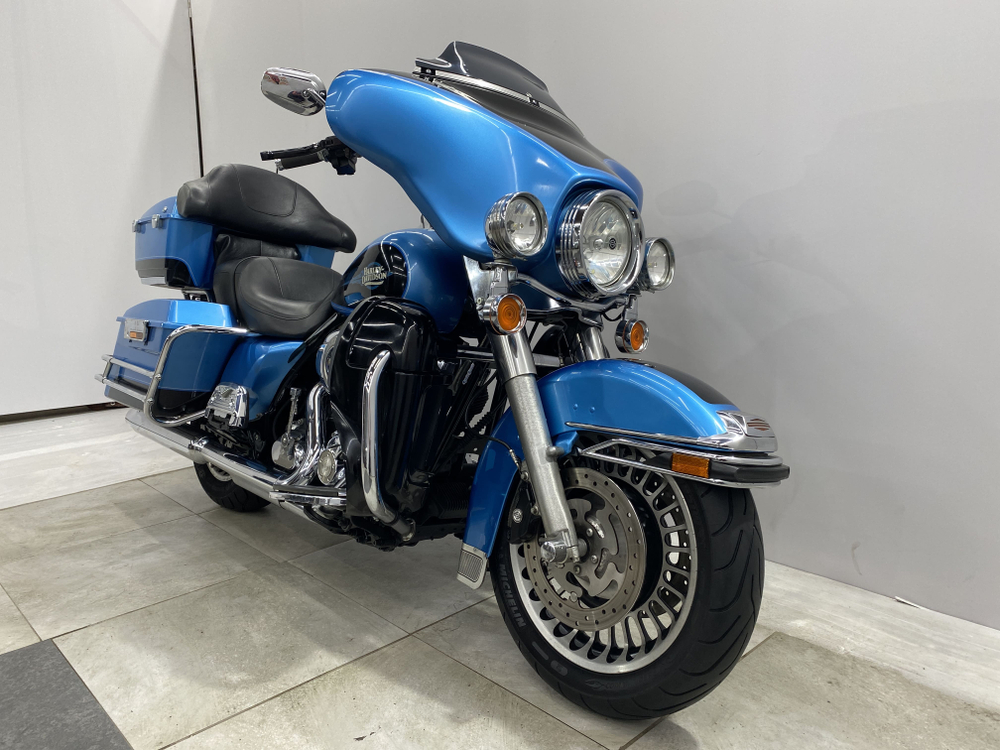 Harley-Davidson Electra Glide FLHTC 1580 2010