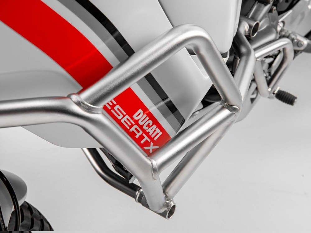 96781851BA (96781851AA) DUCATI ENGINE TUBES GUARD SILVER (DSRT X)