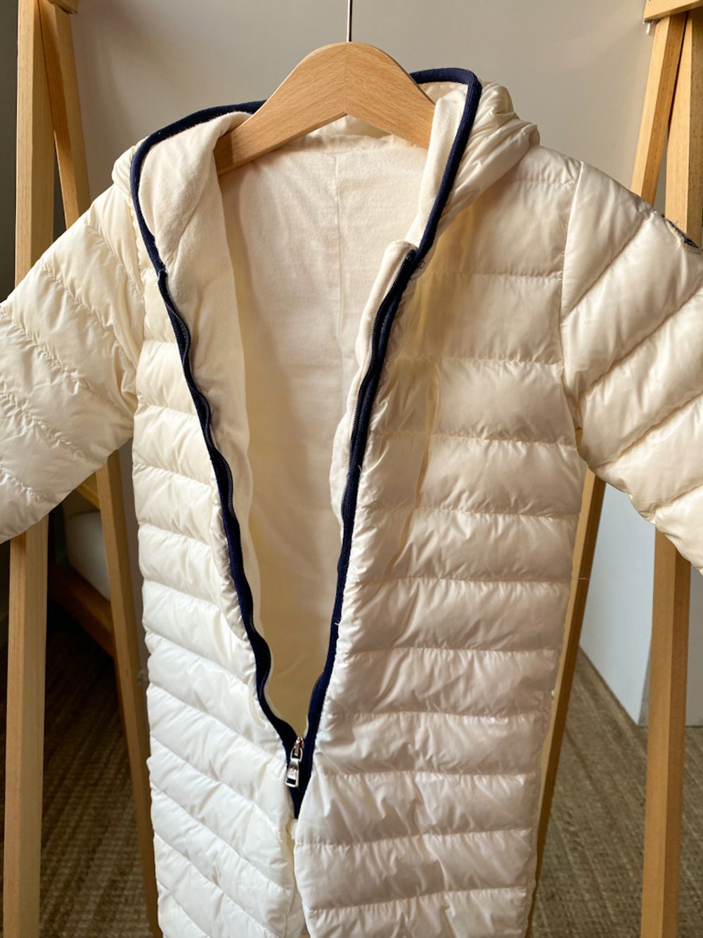 Пуховой комбинезон Moncler, 80