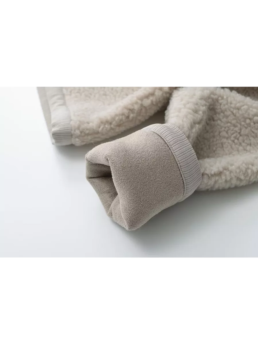 Куртка плюшевая женская