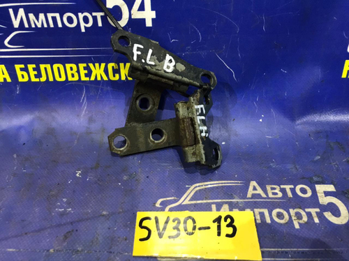 Петля двери передней левой TOYOTA VISTA 1993