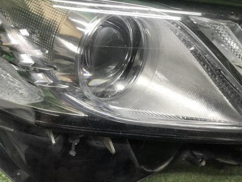 Битая Фара правая Toyota Camry xv70 (20-нв) LED