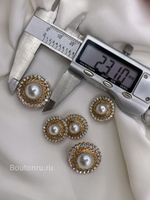 Пуговицы с плетением лучики в золотистом металле с жемчугом и стразами