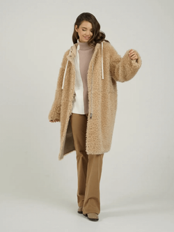 Шуба женская чебурашка из шерсти тедди, бежевая, SilverFox