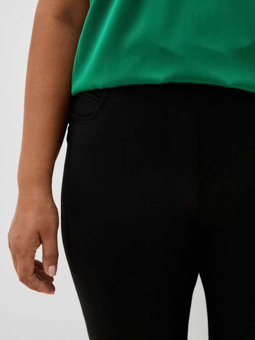 Брюки  трикотажные классические