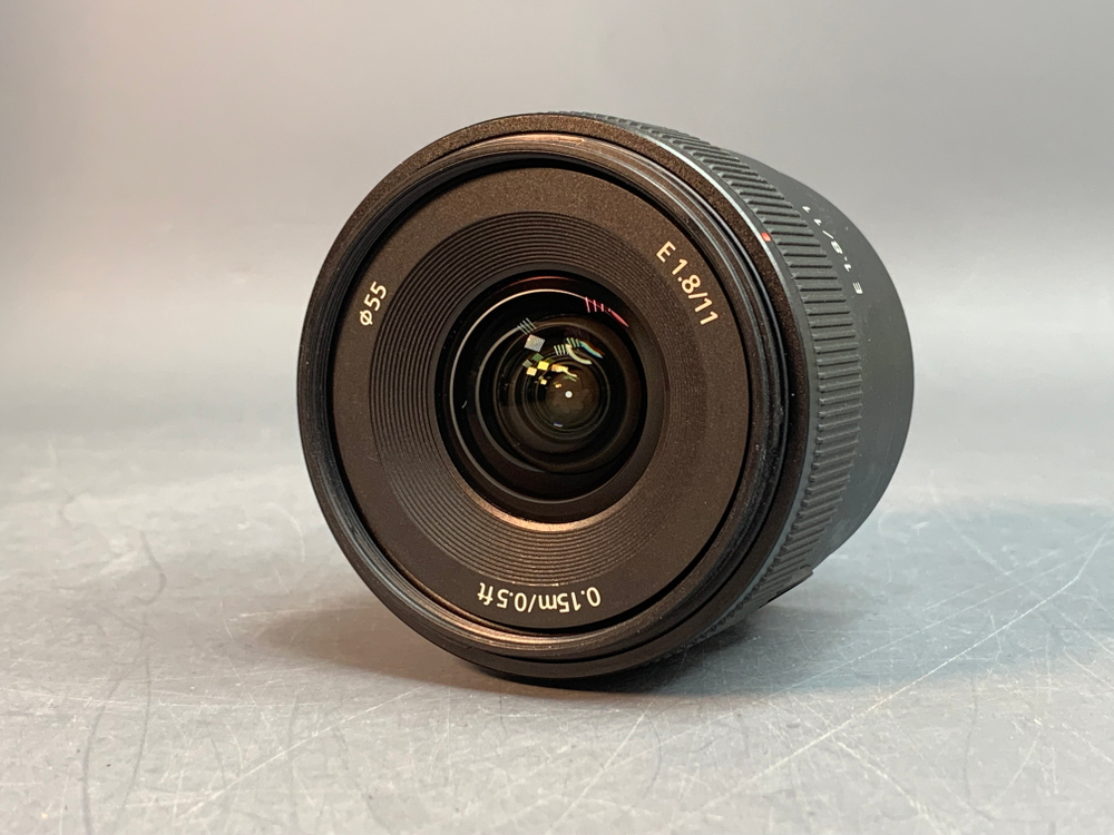 Sony E 11mm 1.8 (SEL11F18)