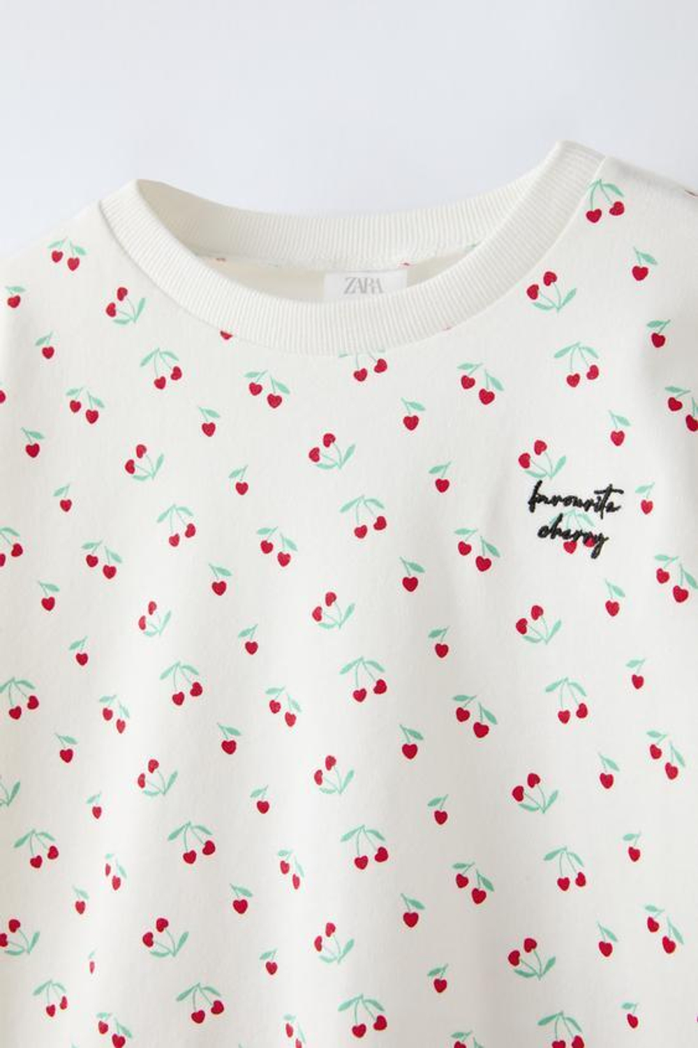 ZARA ПИЖАМА С ПРИНТОМ «ВИШНЯ», ЭКРЮ