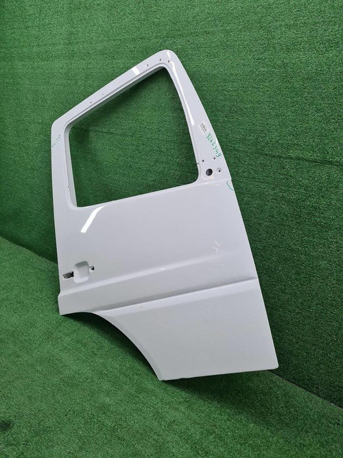 Дверь передняя правая Mercedes ATEGO (2013-н.в.)