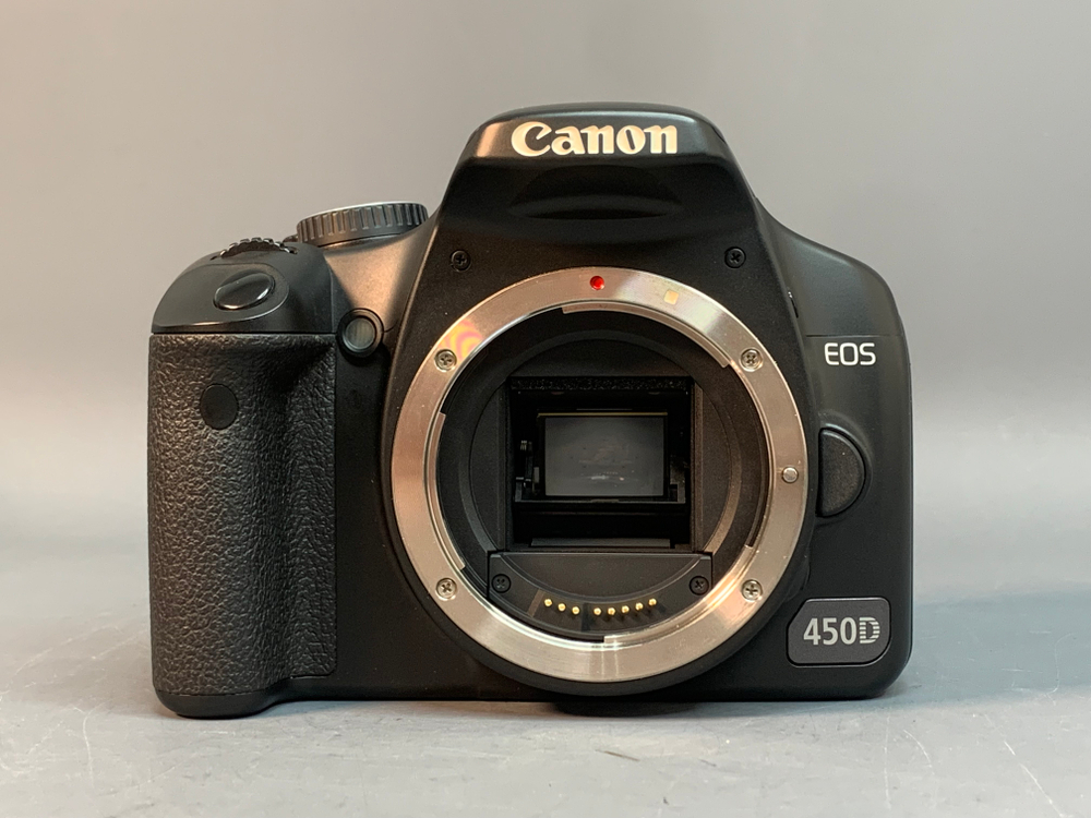 Canon EOS 450D Body 3.500 кадров