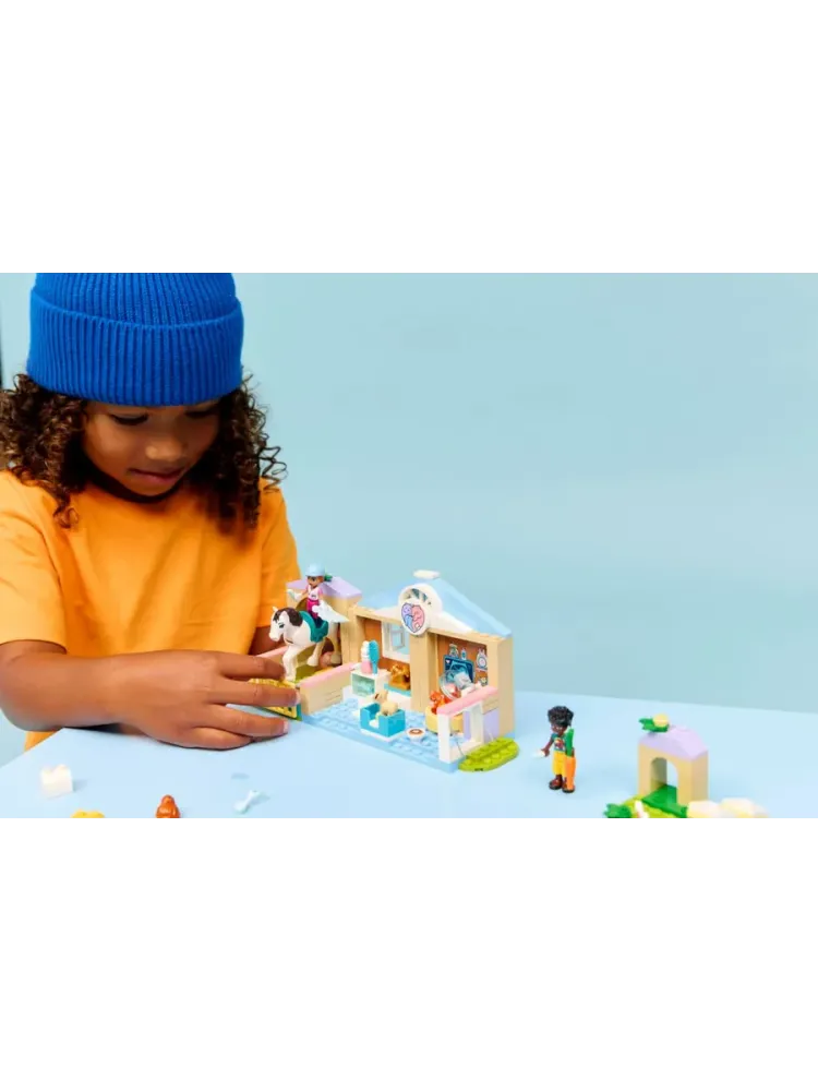 Конструктор Friends 42696 Ветеринарная клиника для животных